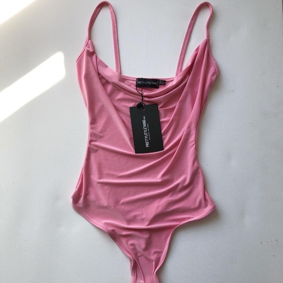 *BNWT PrettyLittleThing | Cowl Neck Bodysuit - Picture 3 of 3